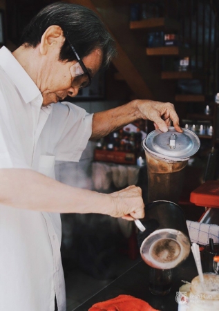 Cafe cóc: Nét văn hoá lâu đời của người Sài Gòn